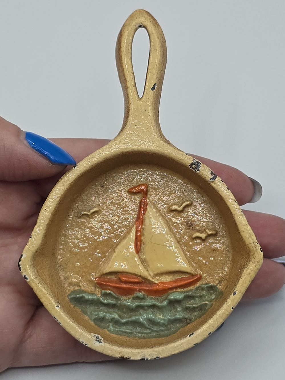 VTG Cast Iron Sailboat Trivet Nautical Coastal Cottage Decor Mini Skillet